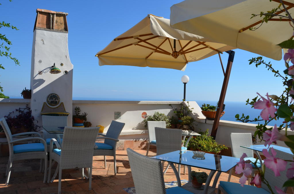 Bed and Breakfast La Soffitta Sul Mare Vietri Exterior foto