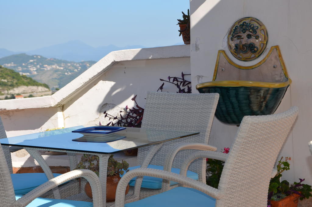 Bed and Breakfast La Soffitta Sul Mare Vietri Exterior foto